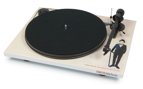 Pro-Ject Essential II Demon by Parov Stelar OM5e Gramofon