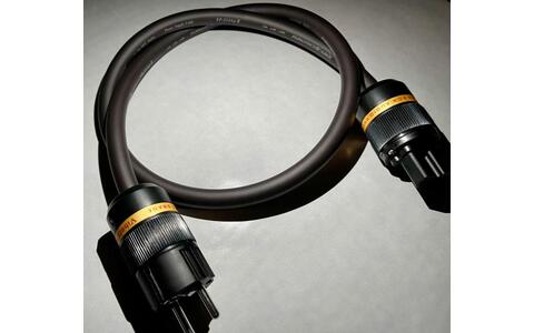 Kabel zasilający Furutech FP-314Ag II / FI-8NG / FI-E11G N1 1,5m Salon Poznań Wrocław