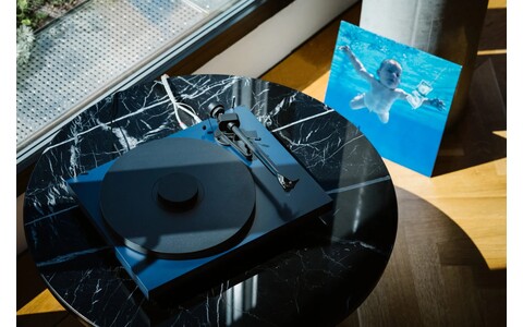 Połysk Gramofon Pro-Ject Debut EVO 2 Biały banner
