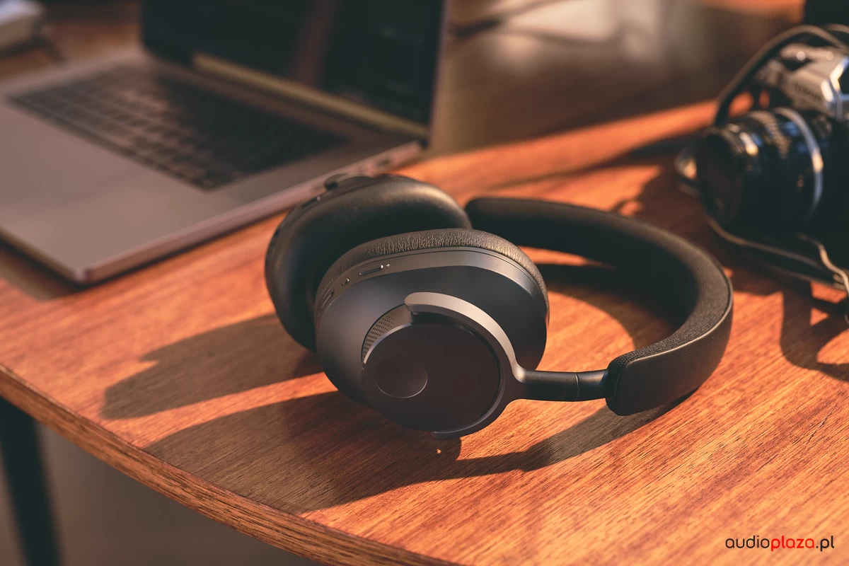 Cambridge Audio Melomania P100 Czarne