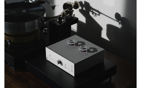 Przedwzmacniacz Gramofonowy Pro-Ject Tube Box DS3 B Srebrny
