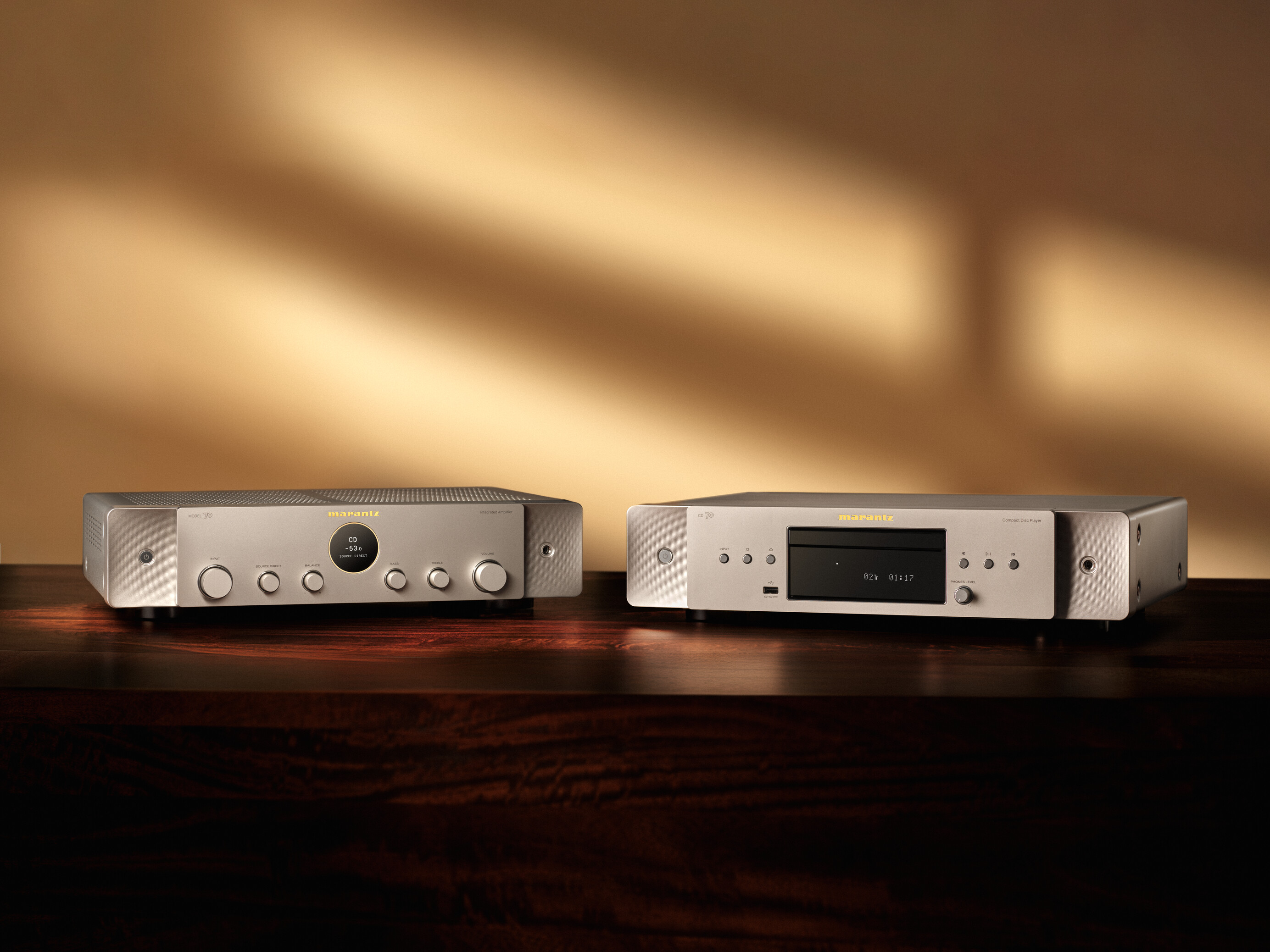 Wzmacniacz Zintegrowany Stereo Marantz MODEL 70 Srebrny - tył i złącza