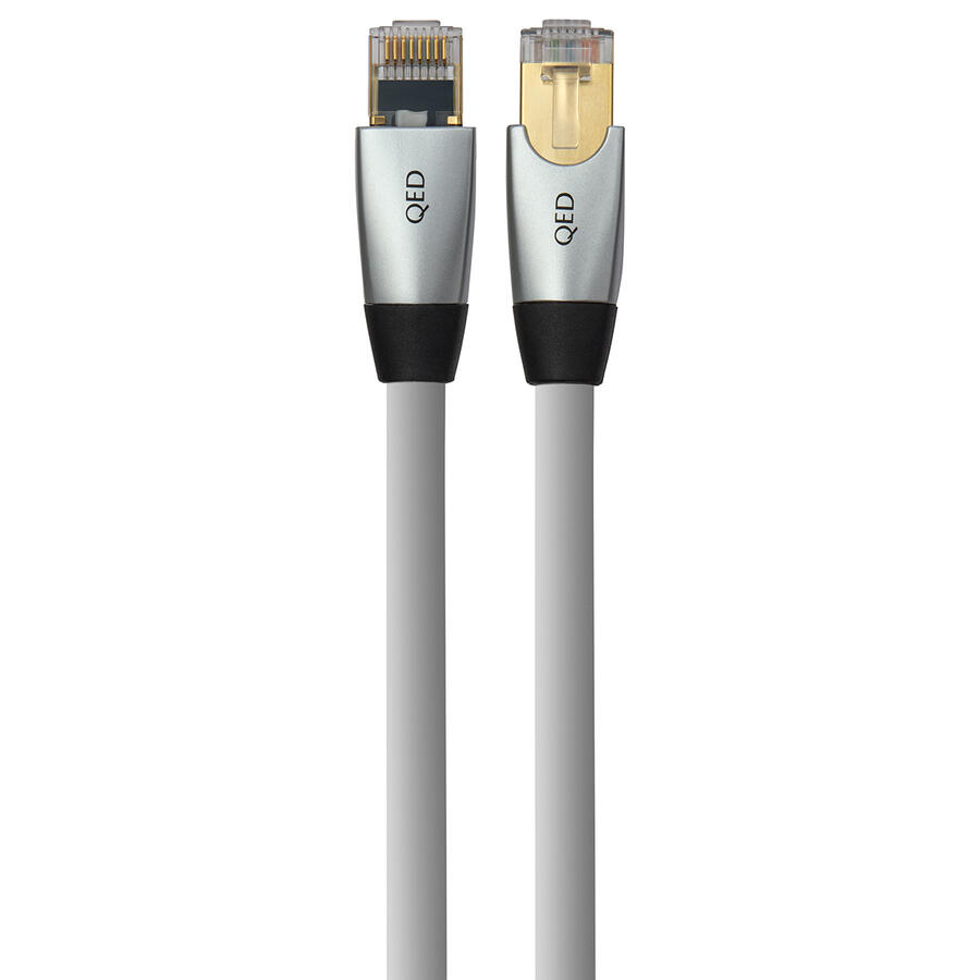Przewód sieciowy RJ45 QED Performance Ethernet 0,75m - konstrukcja i złącze