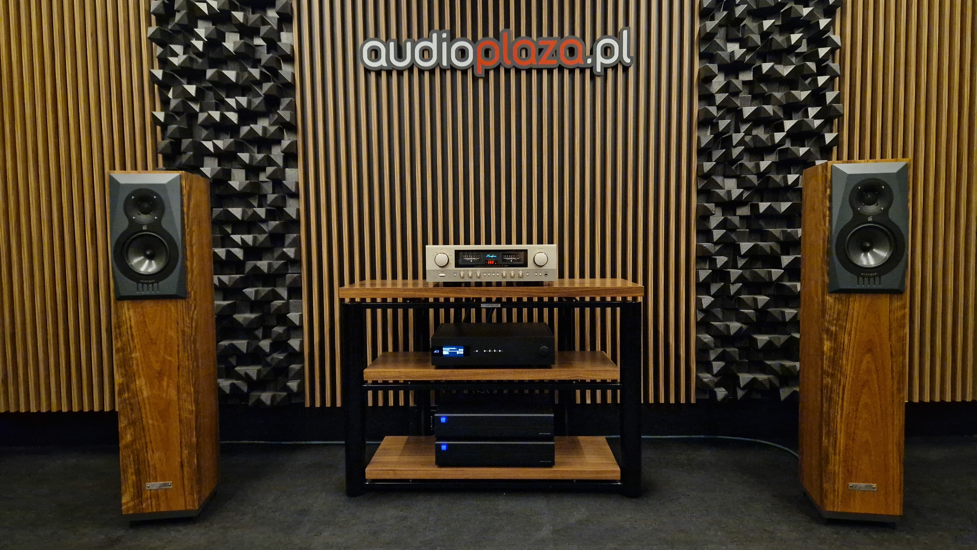 Salon Audioplaza