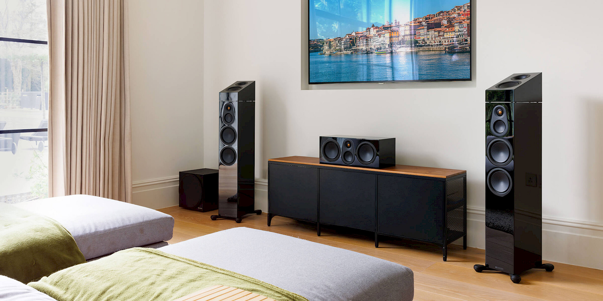 Salon Audioplaza
