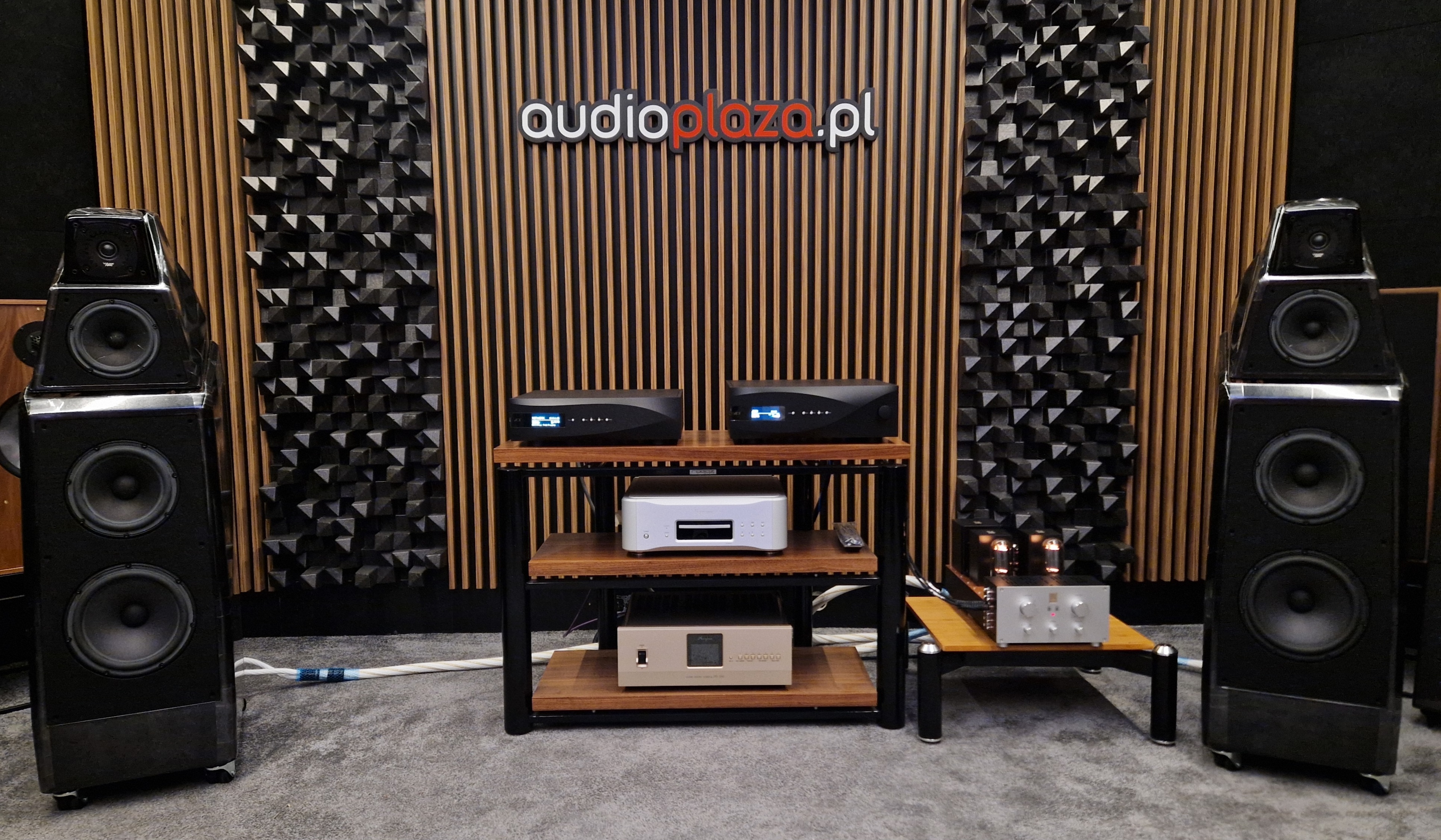 Salon Audioplaza